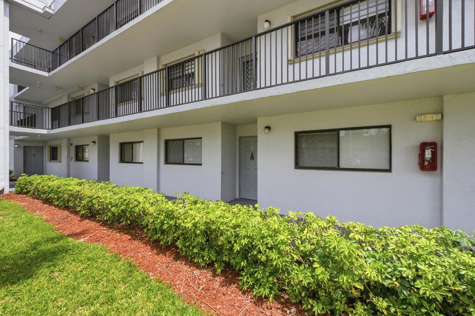 15355 Lakes Of Delray Blvd #103, Delray Beach, FL 33484 photo 4
