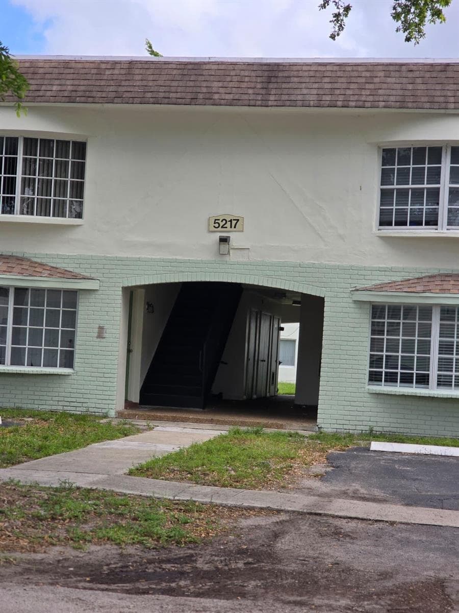 5217 NW 18th Street # 3D, Lauderhill, FL 33313 photo 4