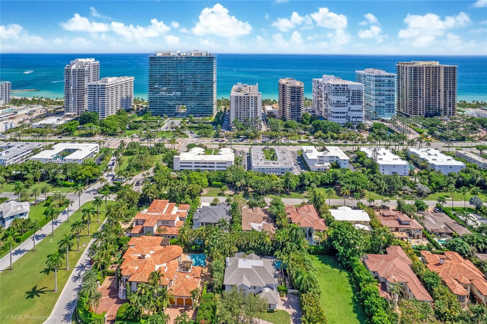 52 Camden Dr, Bal Harbour, FL 33154 photo 2