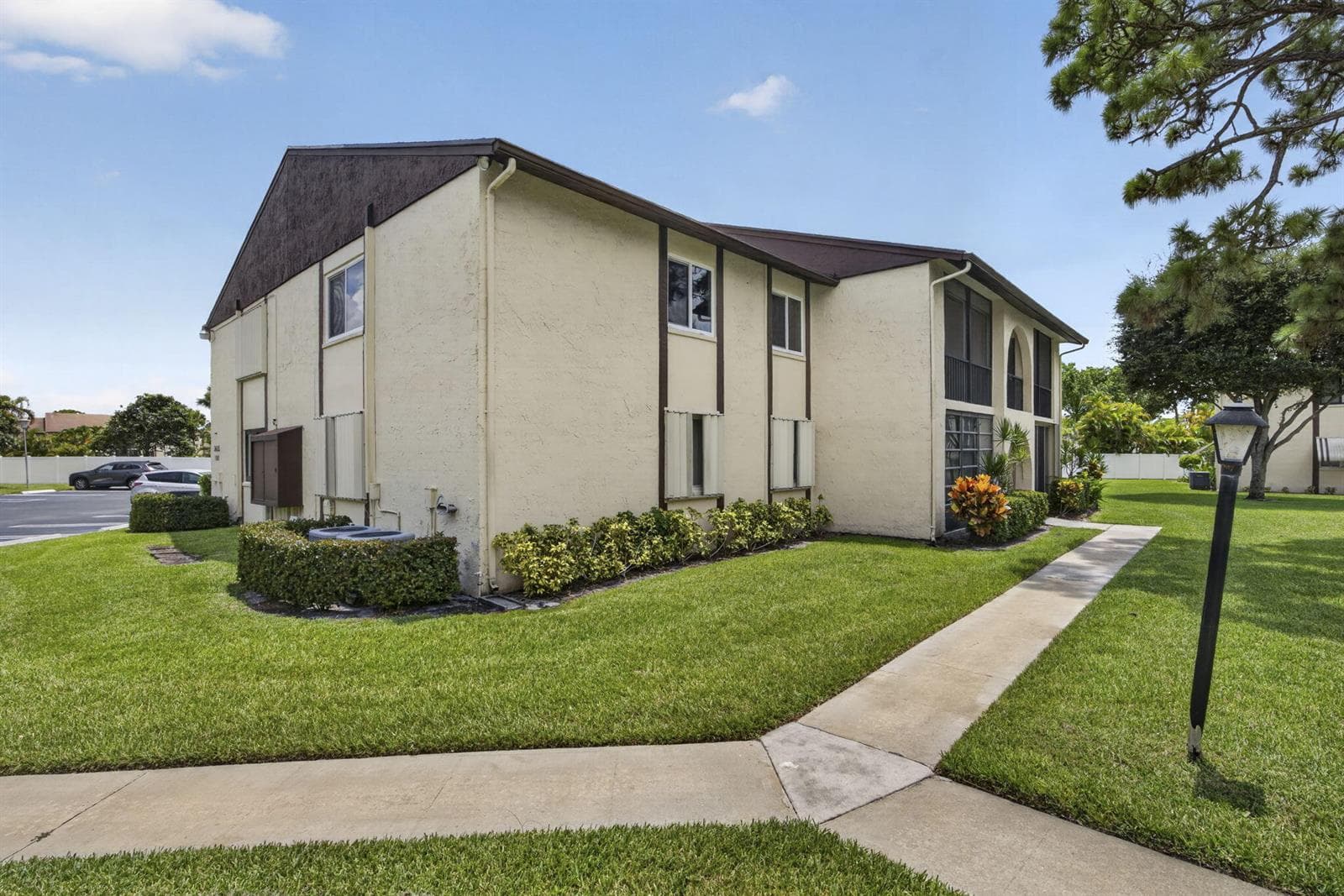 3625 La Aires Court # C-2, FL 33463 photo 3