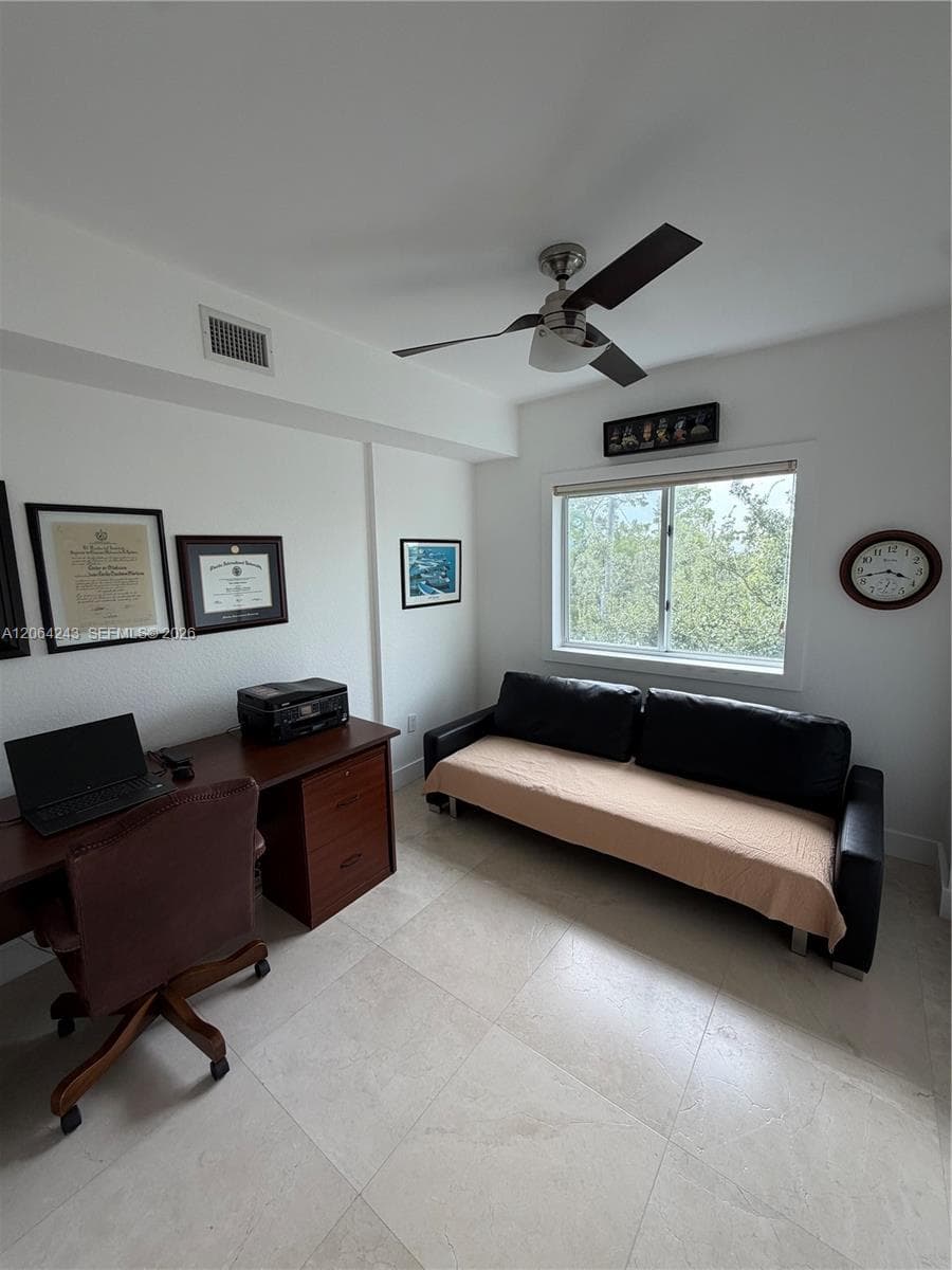 6001 SW 70th St # 445, South Miami, FL 33143 photo 5