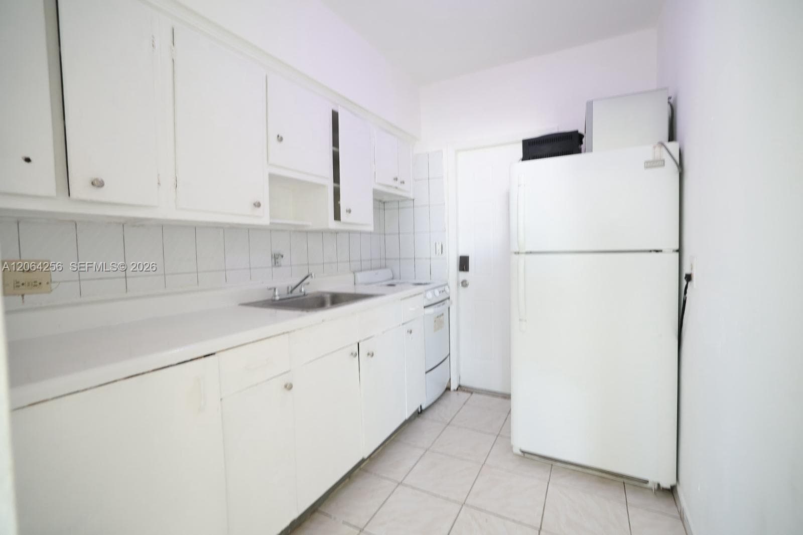 770 83rd St # 3, Miami Beach, FL 33141