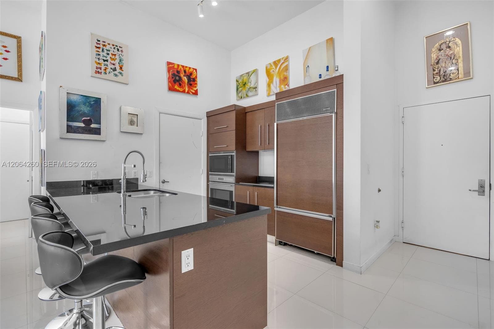 475 Brickell Ave # 2813, Miami, FL 33131 photo 5