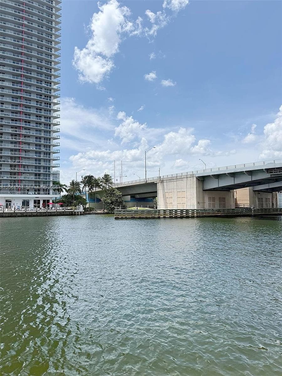 1817 S Ocean Dr # 824, Hallandale Beach, FL 33009 photo 3