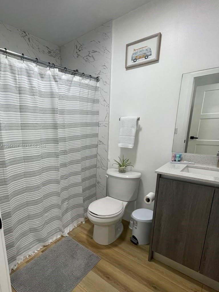 1534 NW 1st St # 204, Miami, FL 33125 photo 3