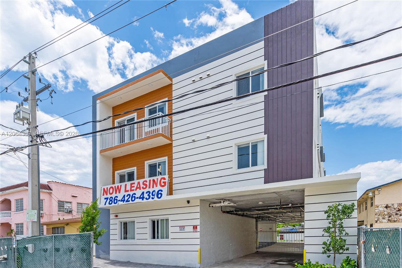 1534 NW 1st St # 204, Miami, FL 33125
