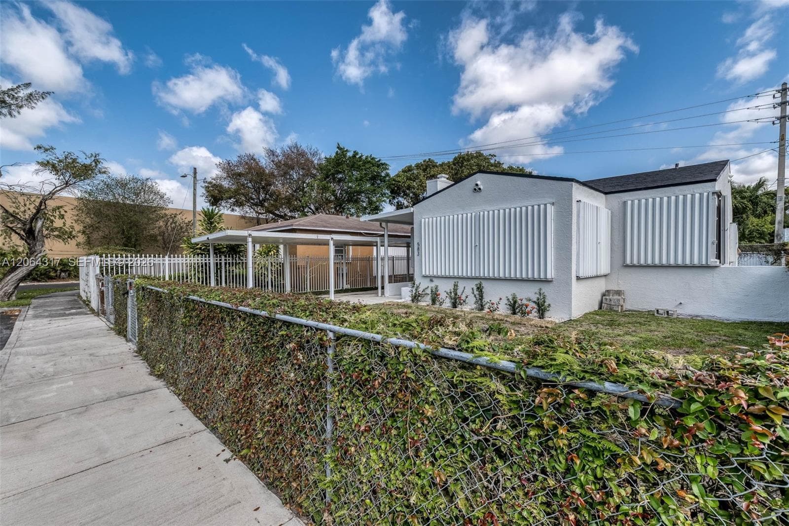 583 NW 47th Ter, Miami, FL 33127 photo 3