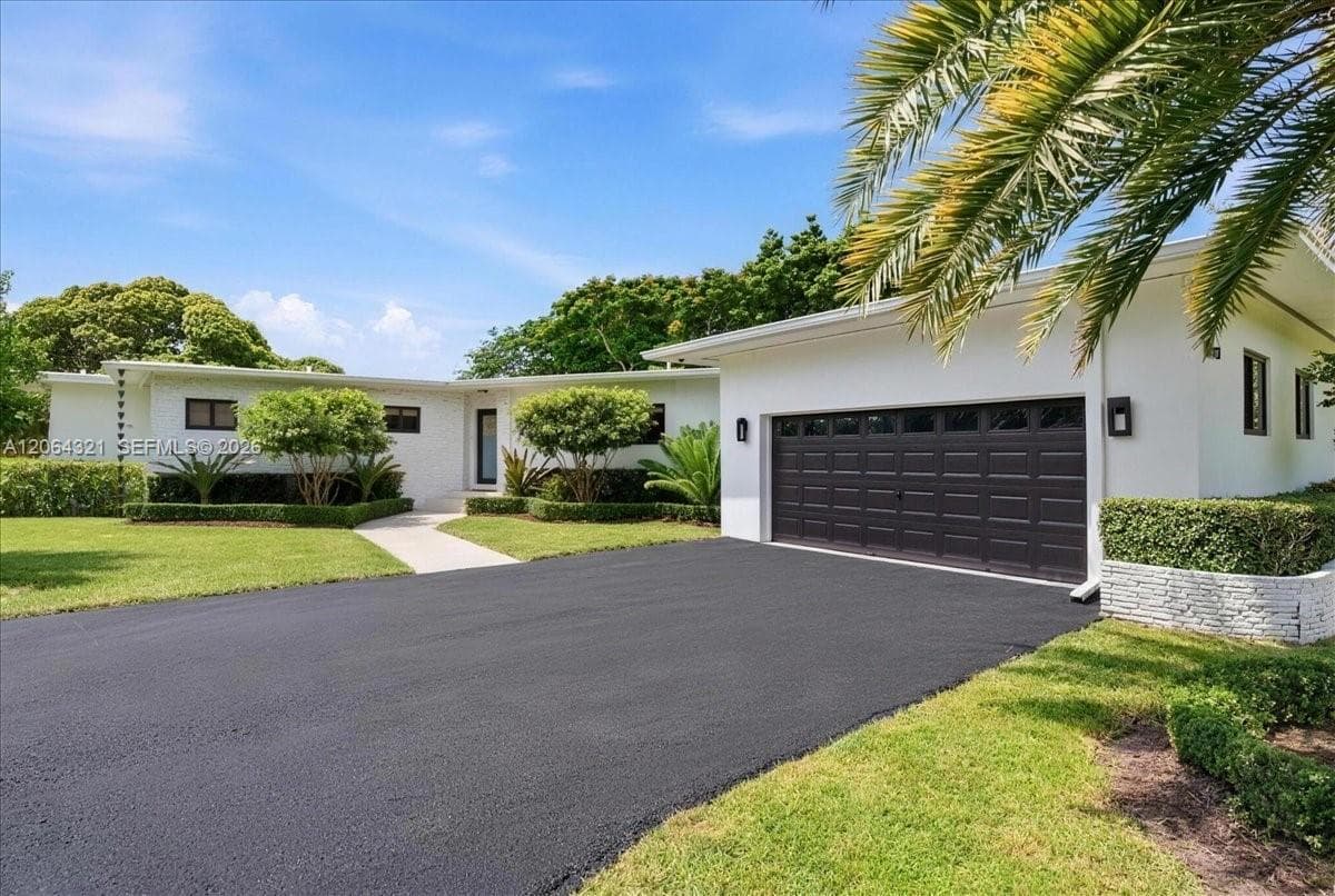 7240 Sunset Dr, Miami, FL 33143 photo 2