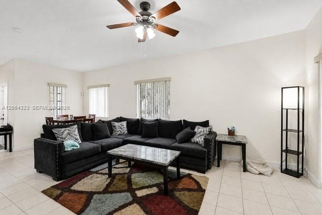 385 NE 31st Ave, Homestead, FL 33033 photo 2
