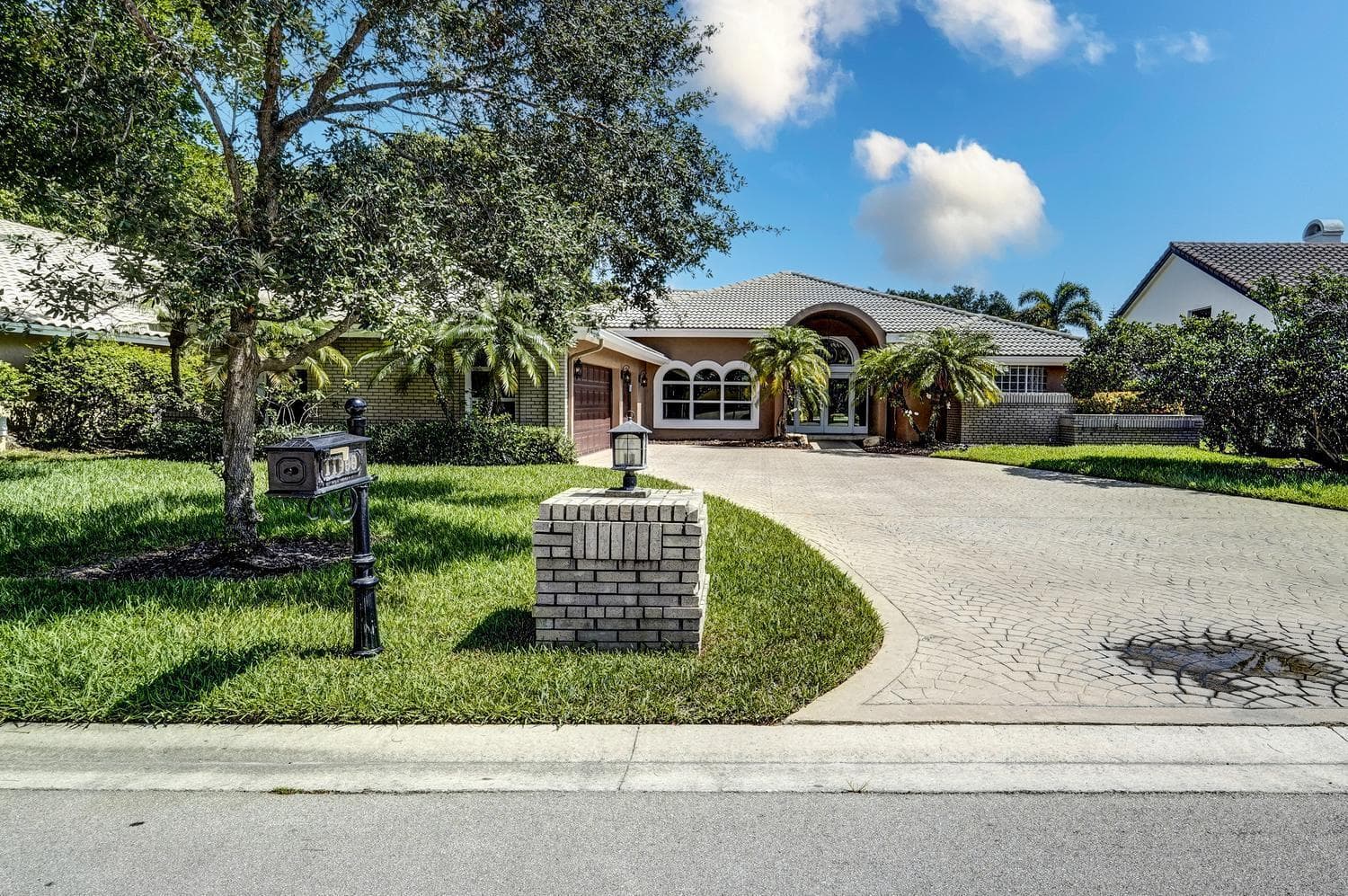 11999 Classic Drive, Coral Springs, FL 33071 photo 2