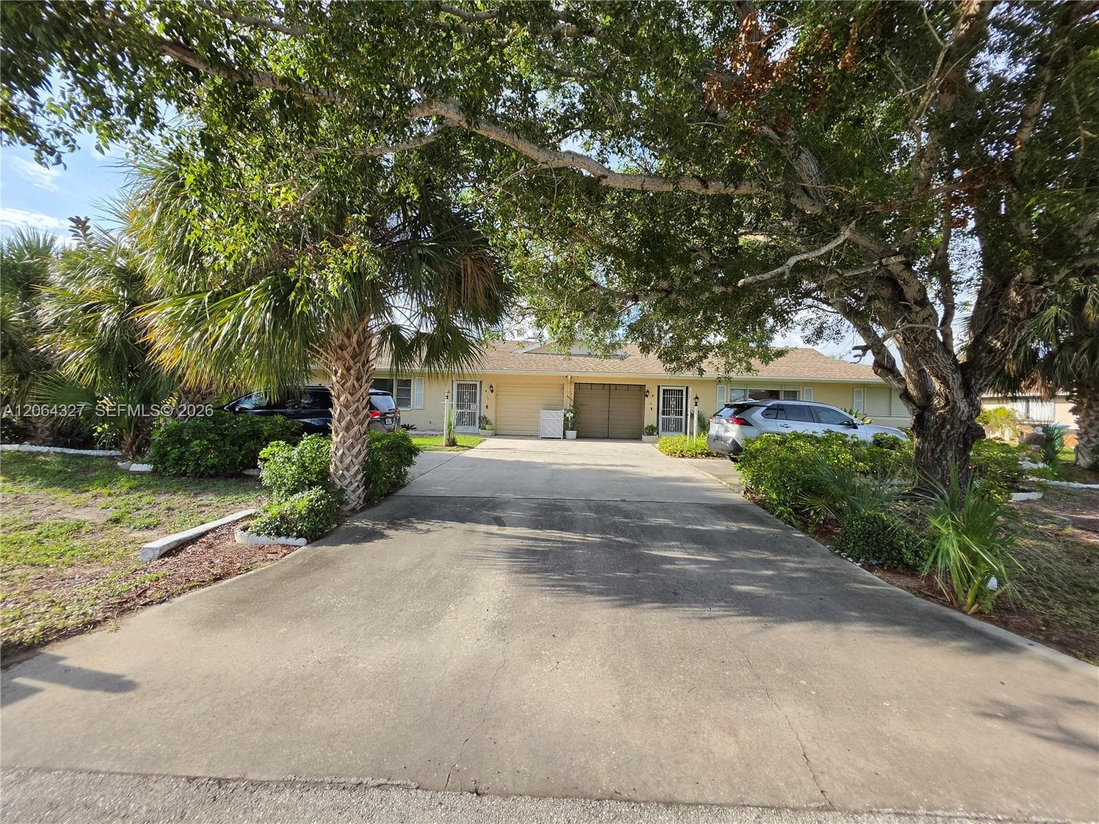 613 SE 46th Ter UNIT A-B, Cape Coral, FL 33904 photo 2
