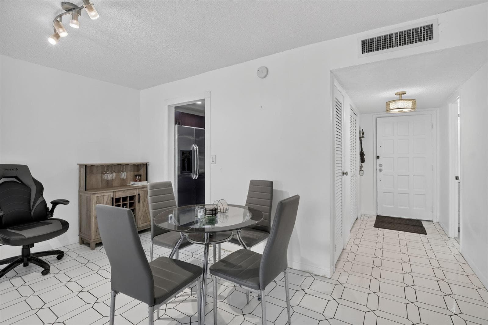 6001 N Falls Circle Drive # 306, Lauderhill, FL 33319 photo 4