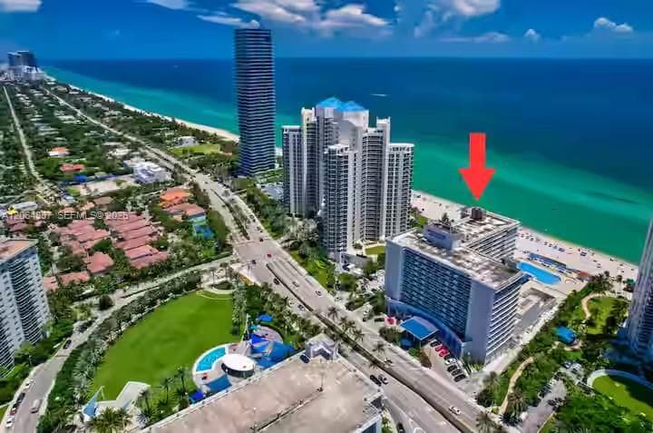 19201 Collins Ave # 540, Sunny Isles Beach, FL 33160 photo 2