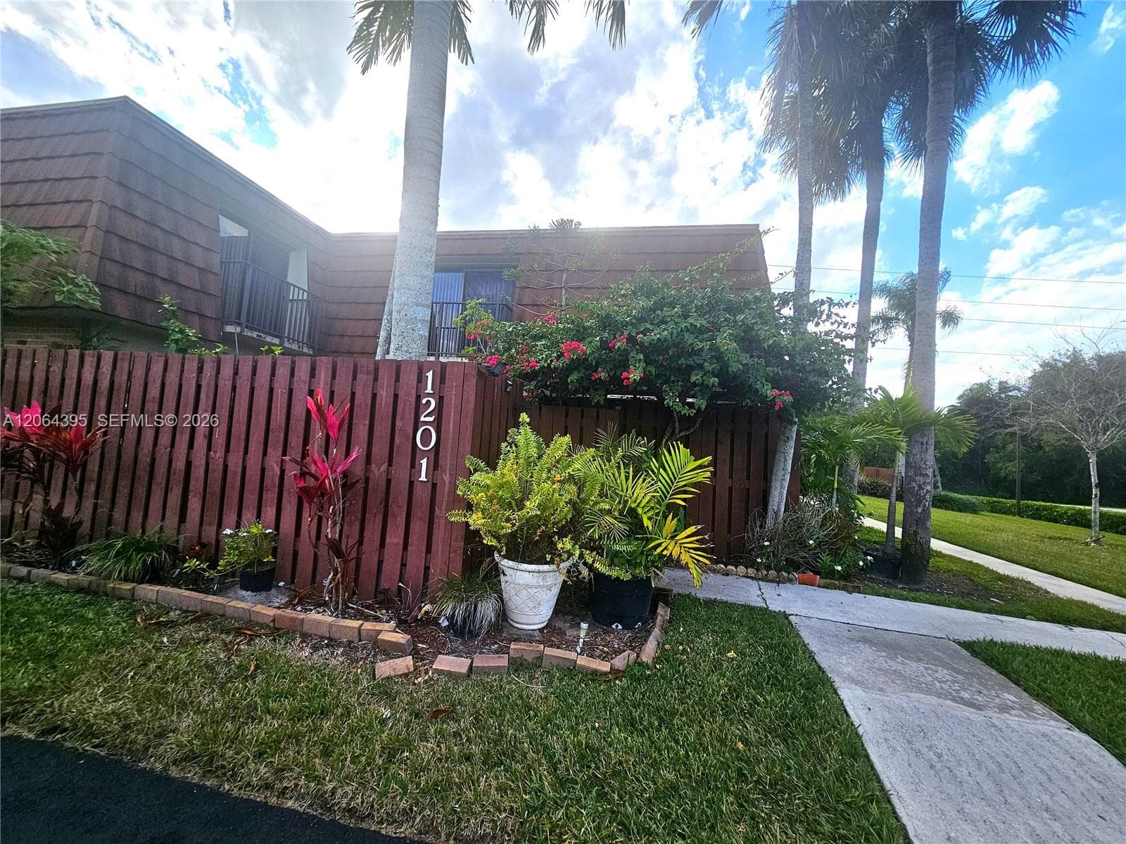 1201 SW 120th Way, Davie, FL 33325 photo 4