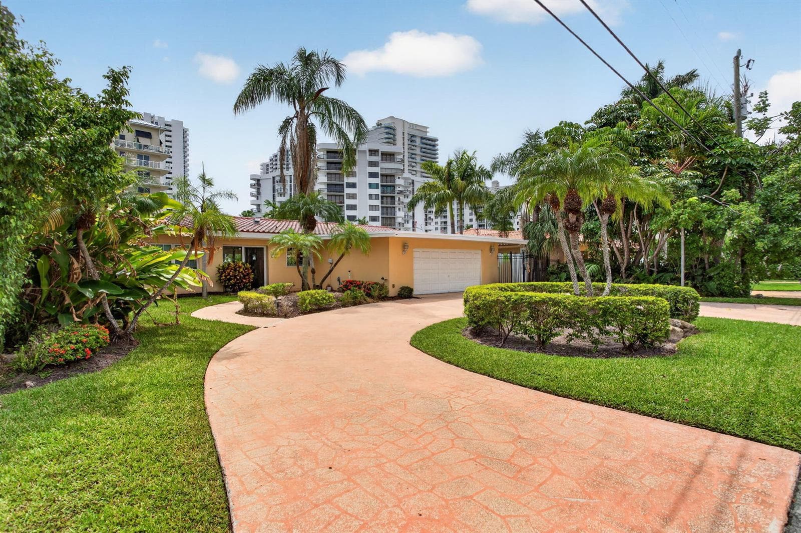 1390 E Terra Mar Drive, Pompano Beach, FL 33062 photo 3