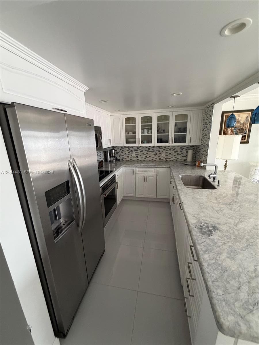 2761 NE 165th Ter # 27, North Miami Beach, FL 33160 photo 5