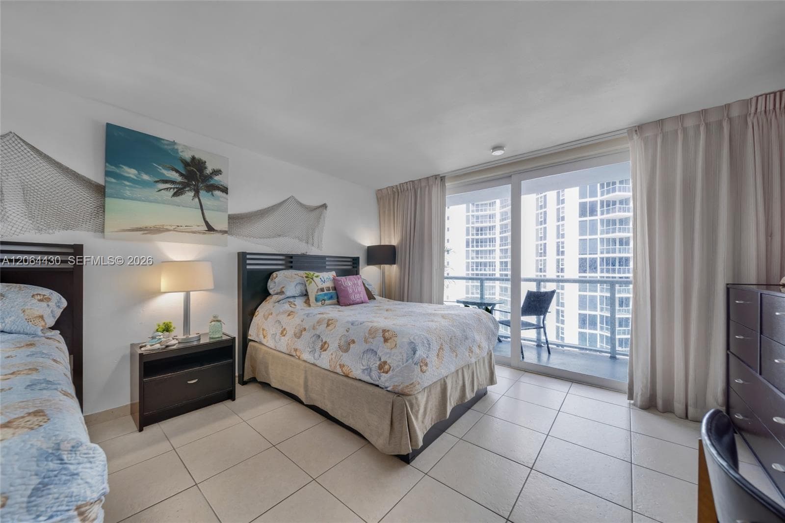 19201 N Collins Ave # 1117, Sunny Isles Beach, FL 33160 photo 2