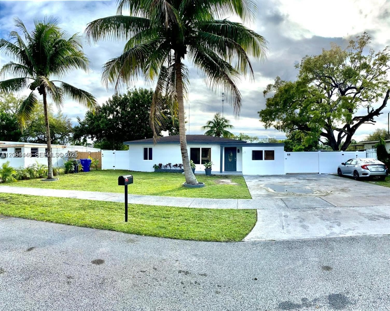 112 Ronald Rd, West Park, FL 33023 photo 2