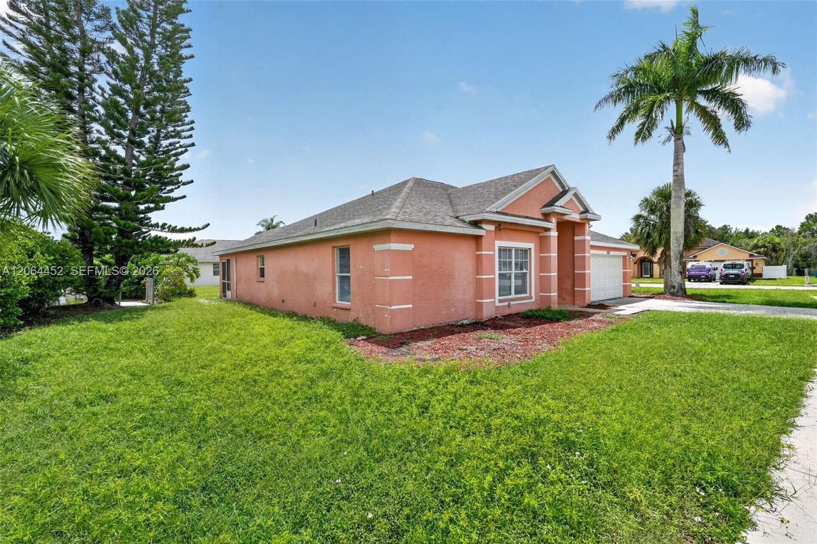 1502 Scholar CT, Lehigh Acres, FL 33971 photo 2