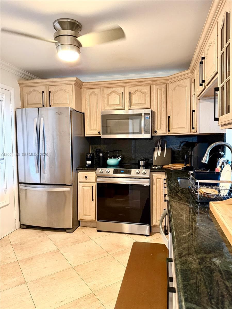 3750 NE 169th St # 311, North Miami Beach, FL 33160 photo 5