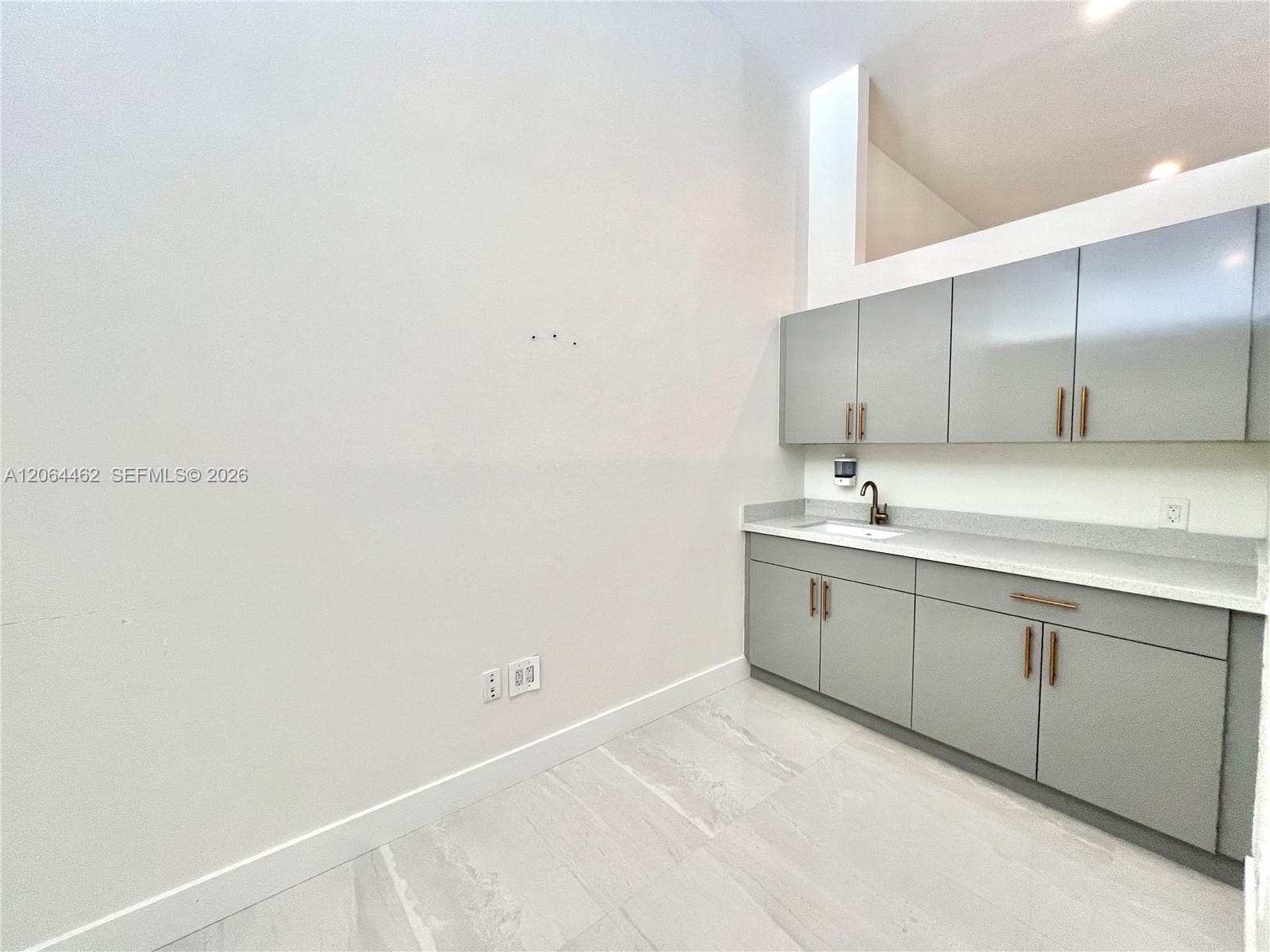 1400 Ponce De Leon Blvd, Coral Gables, FL 33134 photo 5