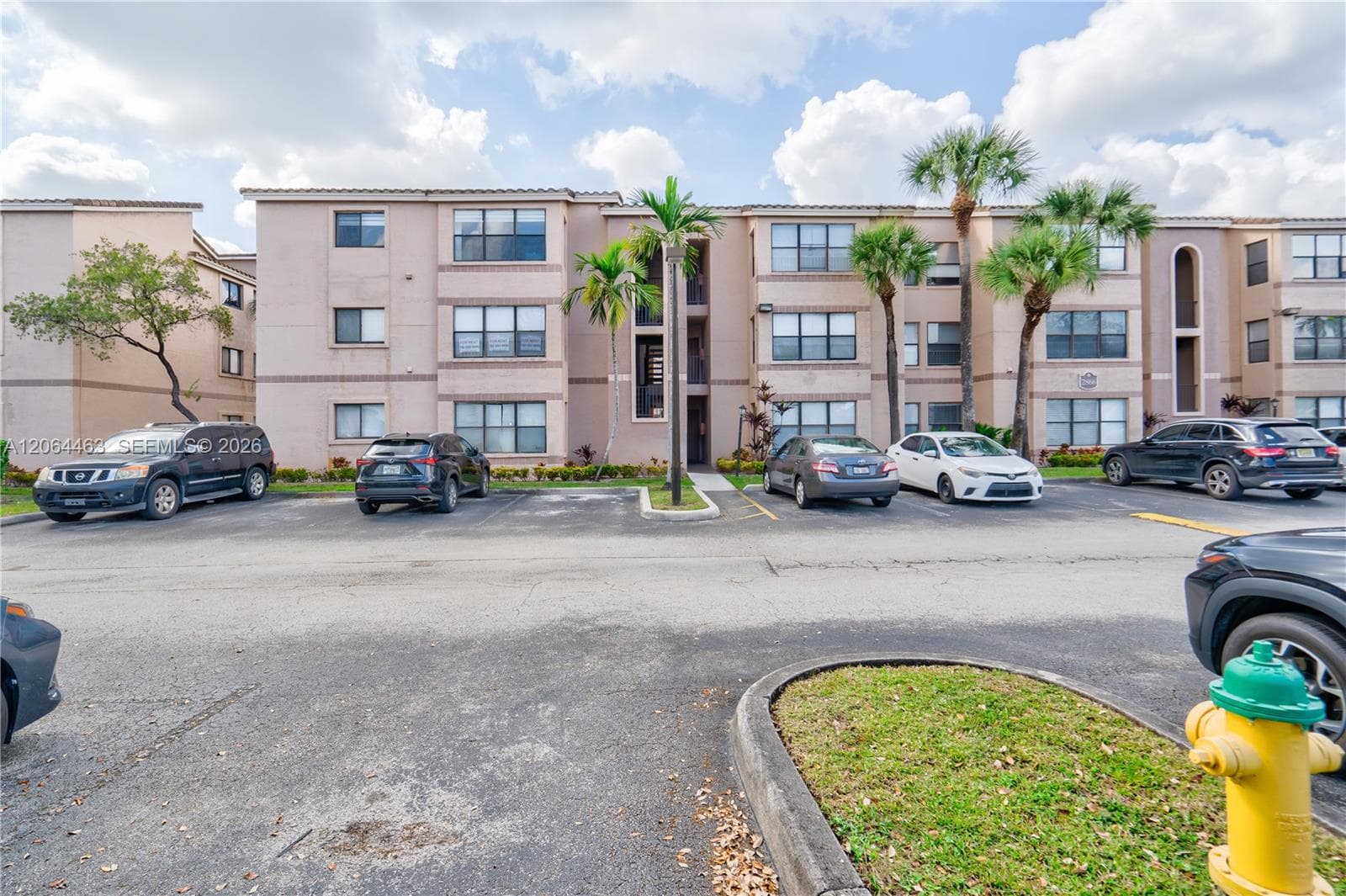 2866 S University Dr # 5307, Davie, FL 33328