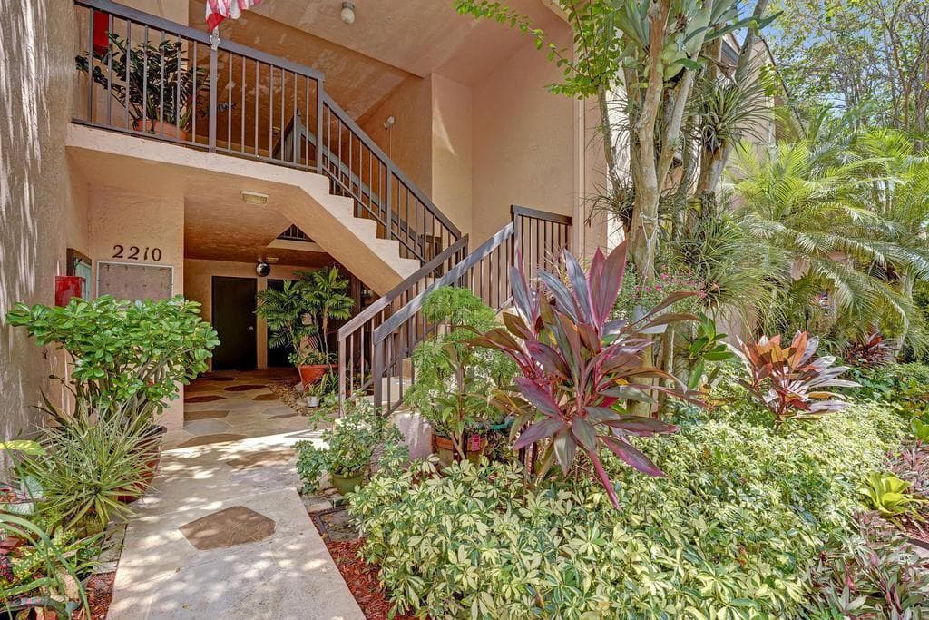 2210 SW 92ND Terrace # 2702, Davie, FL 33324 photo 5