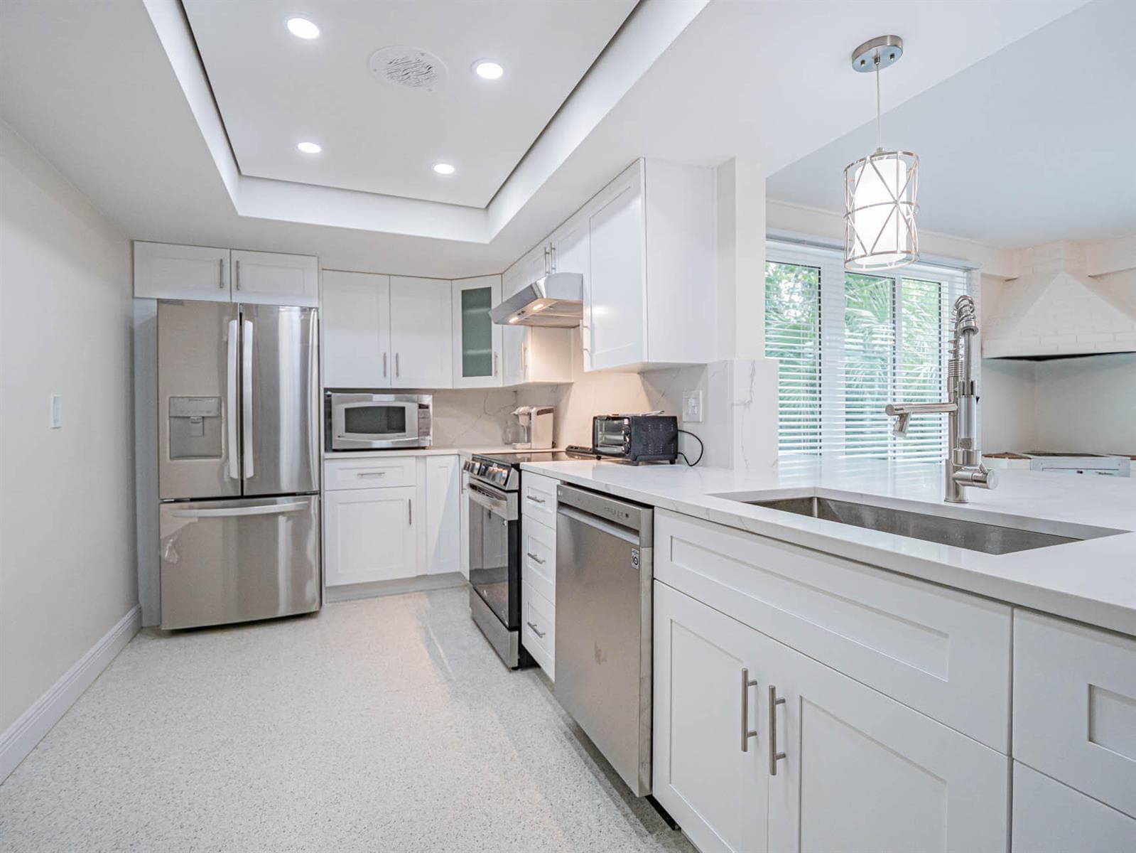 626 Honeysuckle Lane, Vero Beach, FL 32963 photo 4