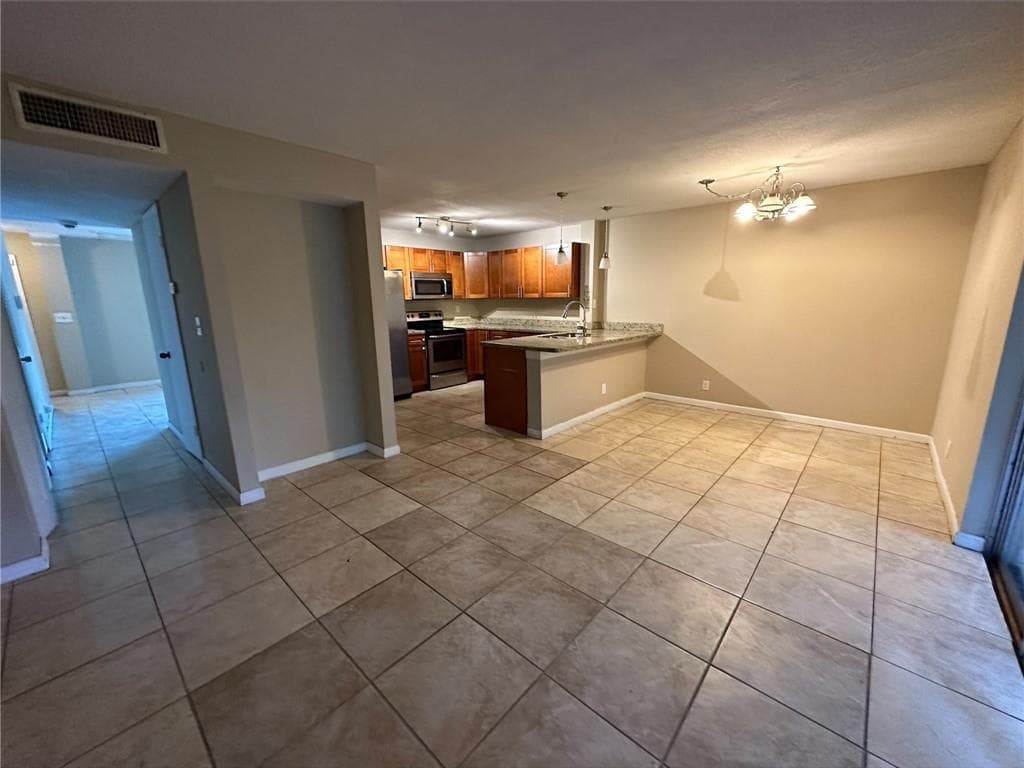 5614 BLUEBERRY Court # 173, Lauderhill, FL 33313 photo 4