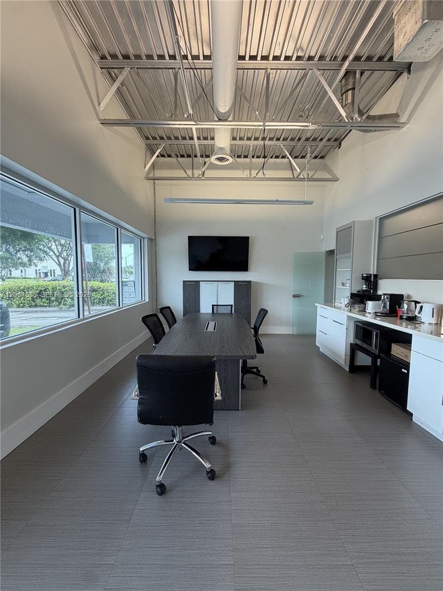 3098 Stirling Rd # 101, Hollywood, FL 33021 photo 4