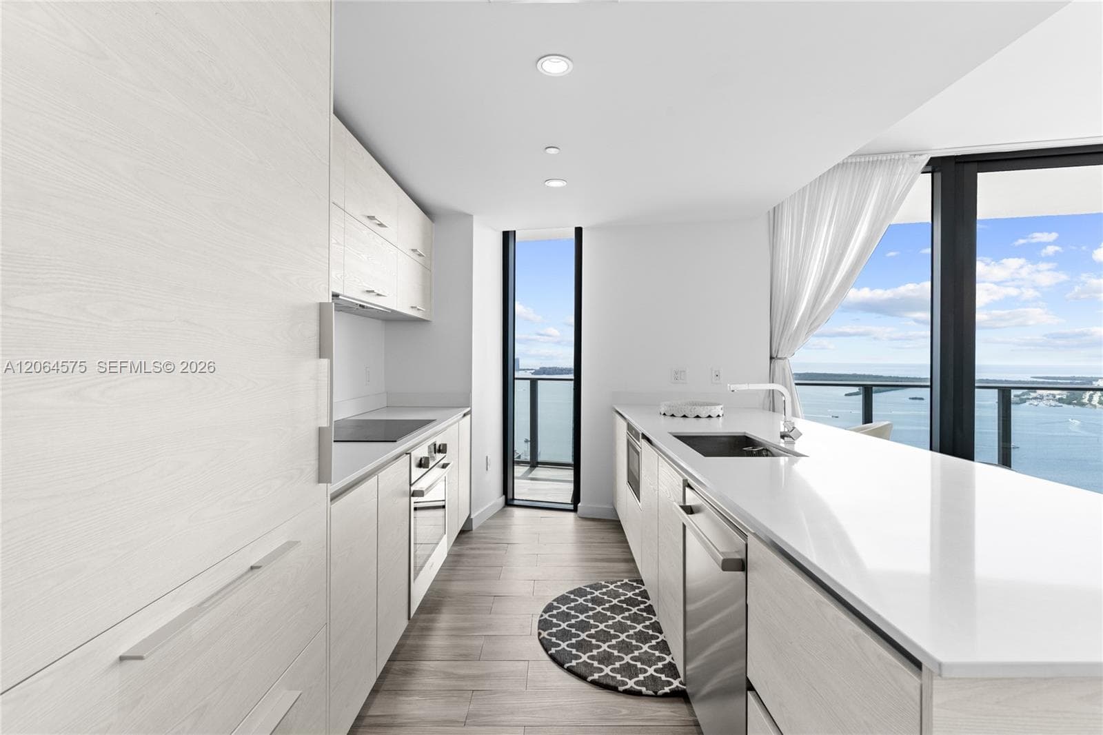 1300 S Miami Ave # 4505, Miami, FL 33130 photo 3