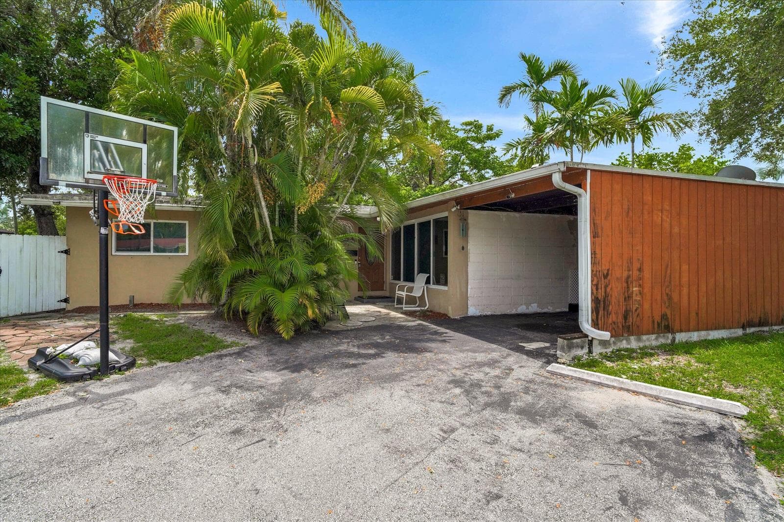 308 NW 27TH Street, Wilton Manors, FL 33311 photo 3