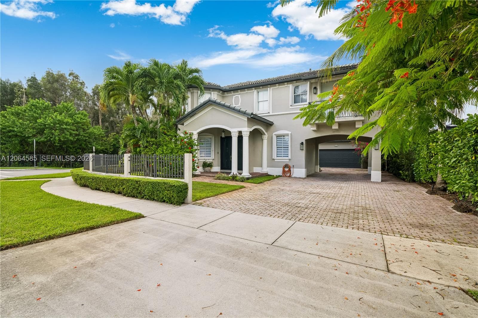 14900 SW 10th St, Miami, FL 33194 photo 2