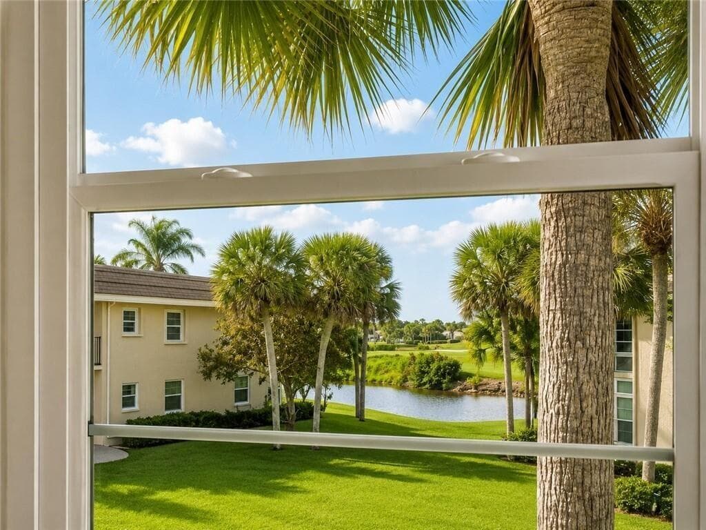 35 VISTA GARDENS Trail # 205, Vero Beach, FL 32962 photo 3