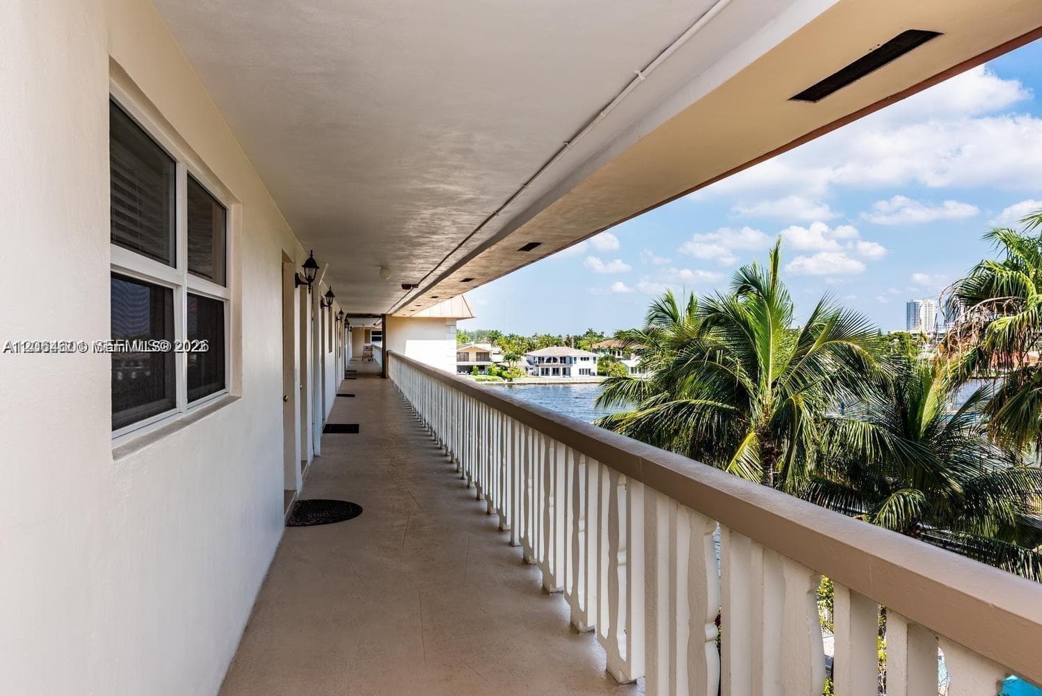 2081 S Ocean Dr # 411, Hallandale Beach, FL 33009 photo 4