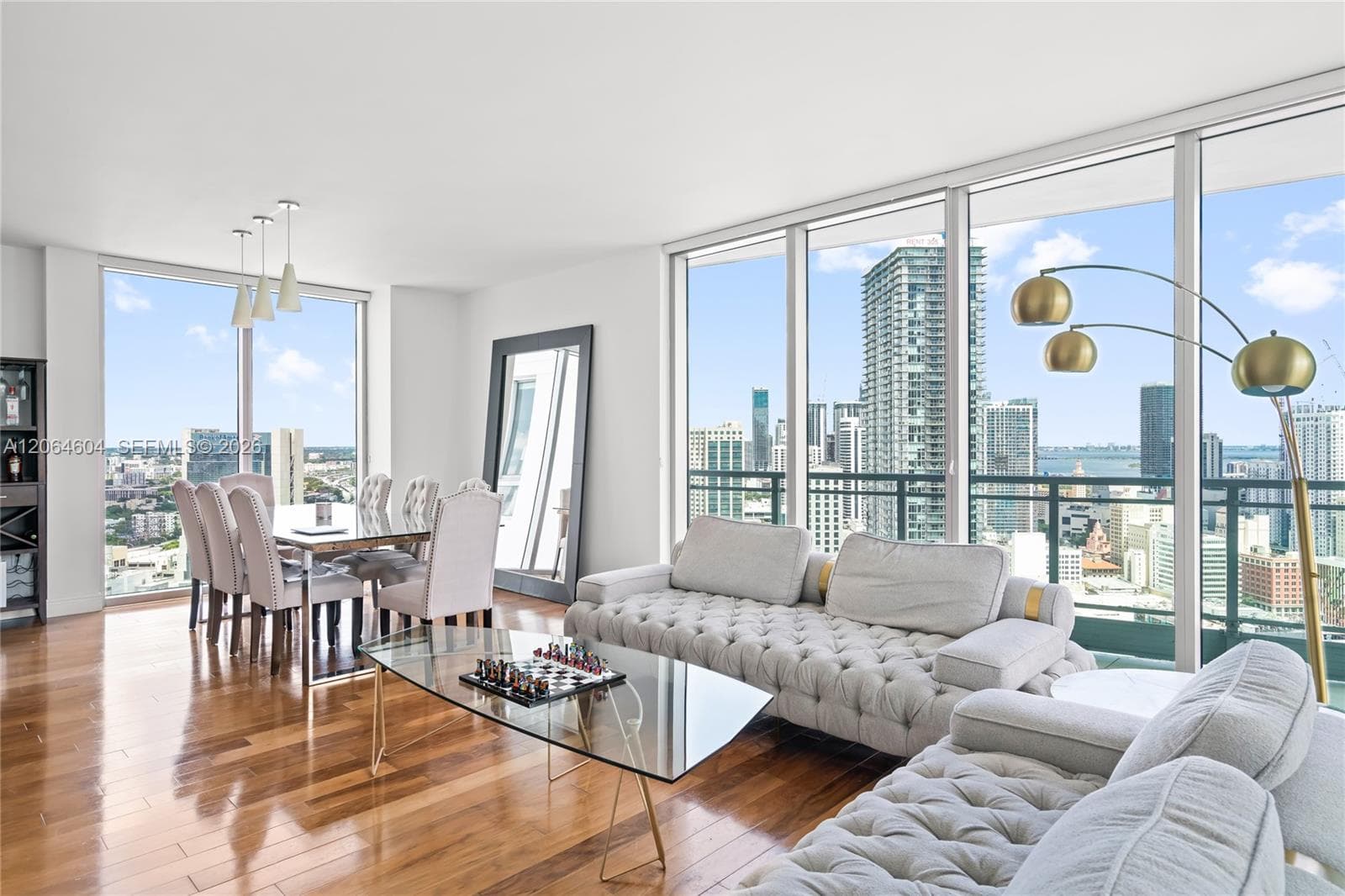 90 SW 3rd St # 3504, Miami, FL 33130