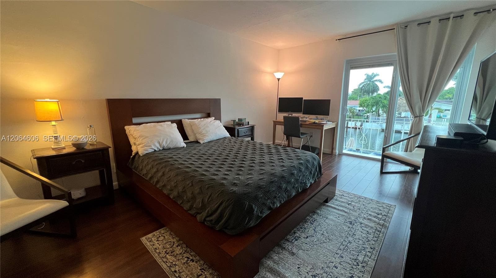 2061 NE 123rd St, North Miami, FL 33181 photo 2