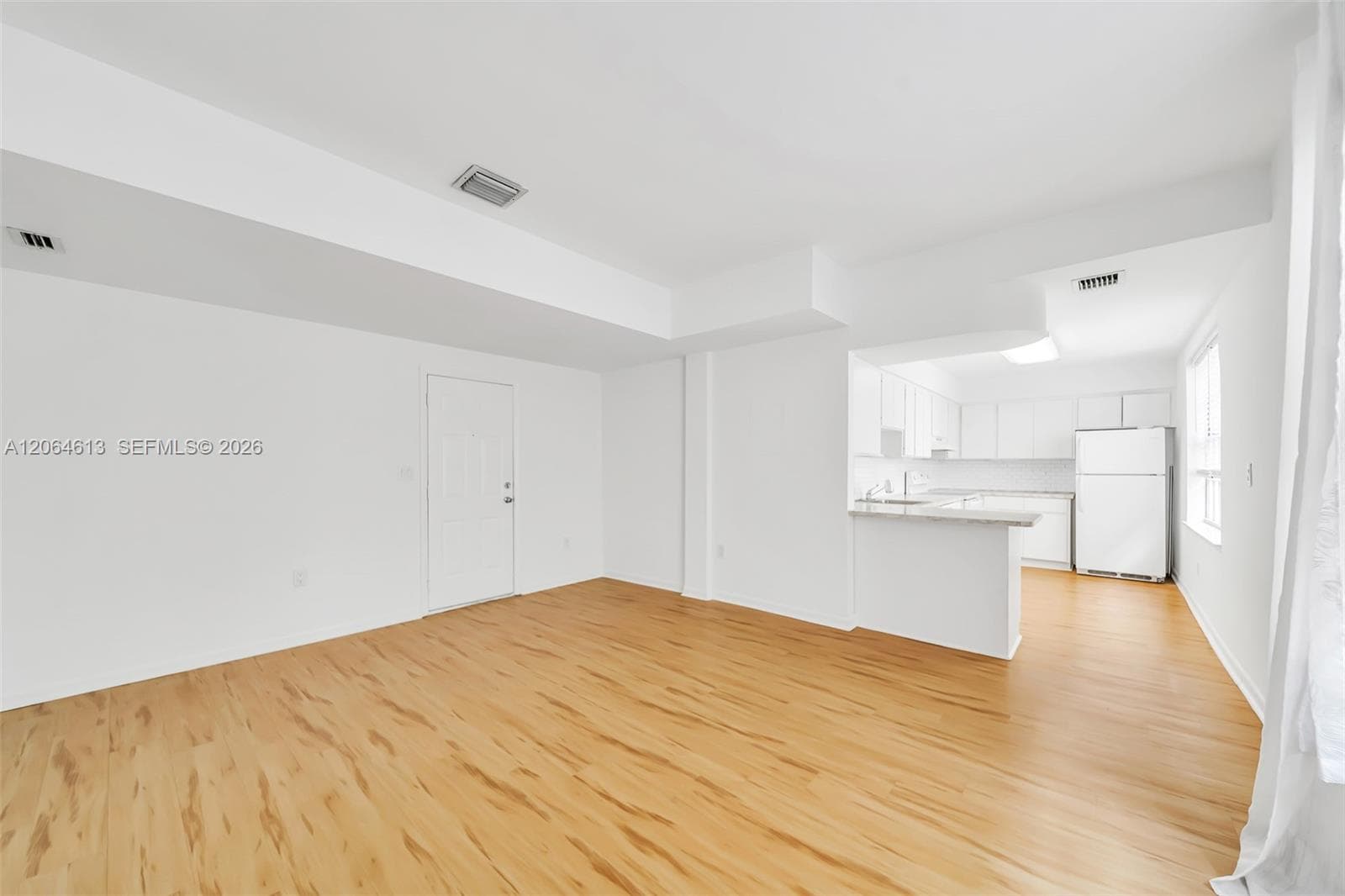 1051 Meridian Ave # 1D, Miami Beach, FL 33139 photo 2
