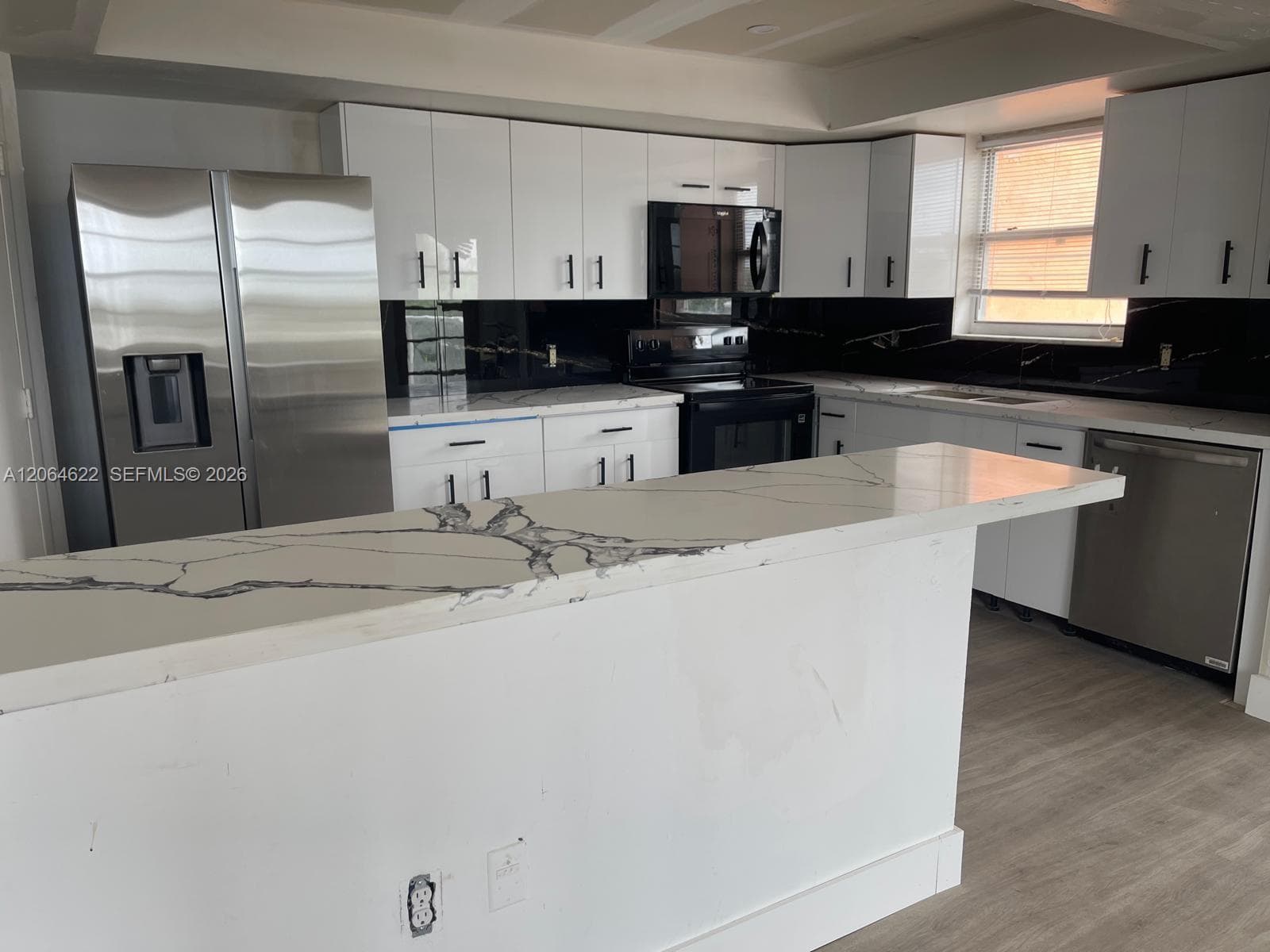 1301 NE Miami Gardens Dr # 326W, Miami, FL 33179 photo 2