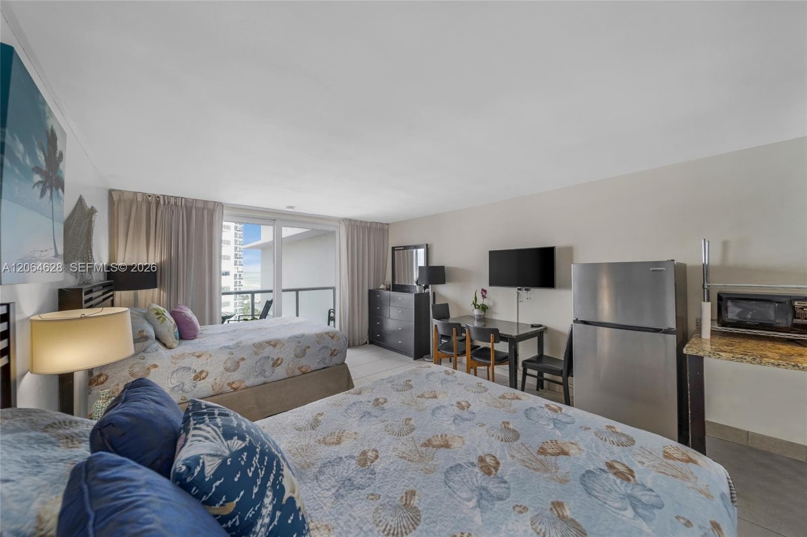 19201 Collins Ave # 1117, Sunny Isles Beach, FL 33160 photo 2