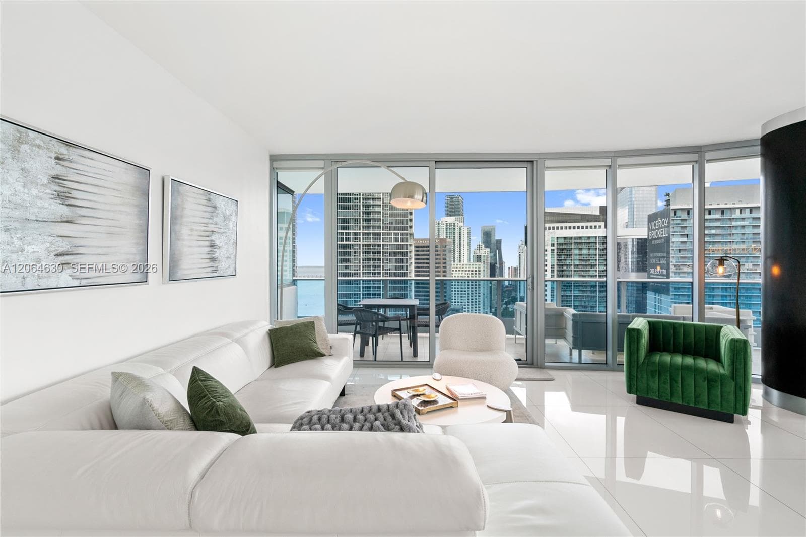 200 Biscayne Boulevard Way # 3802, Miami, FL 33131 photo 2