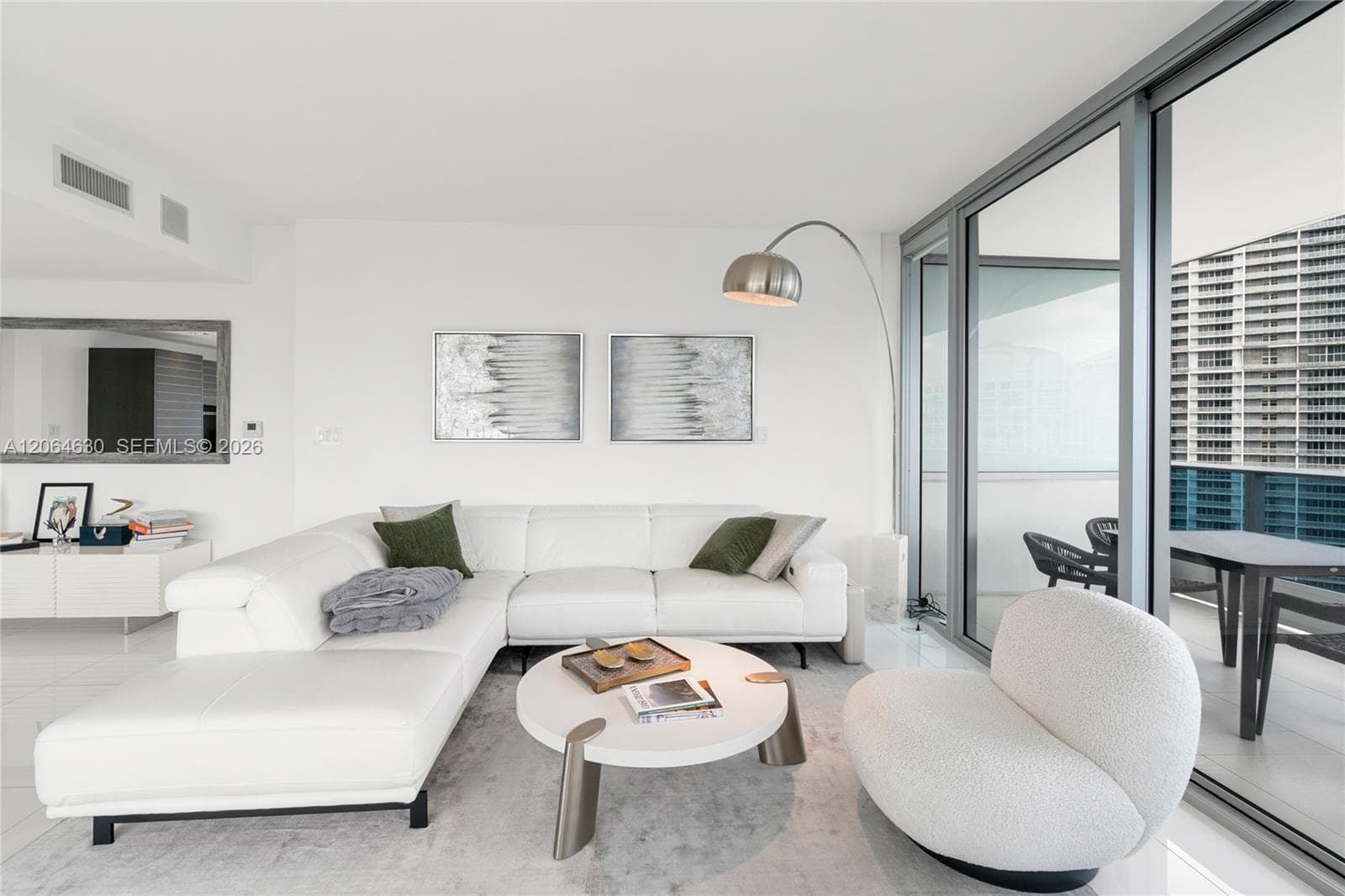 200 Biscayne Boulevard Way # 3802, Miami, FL 33131 photo 5