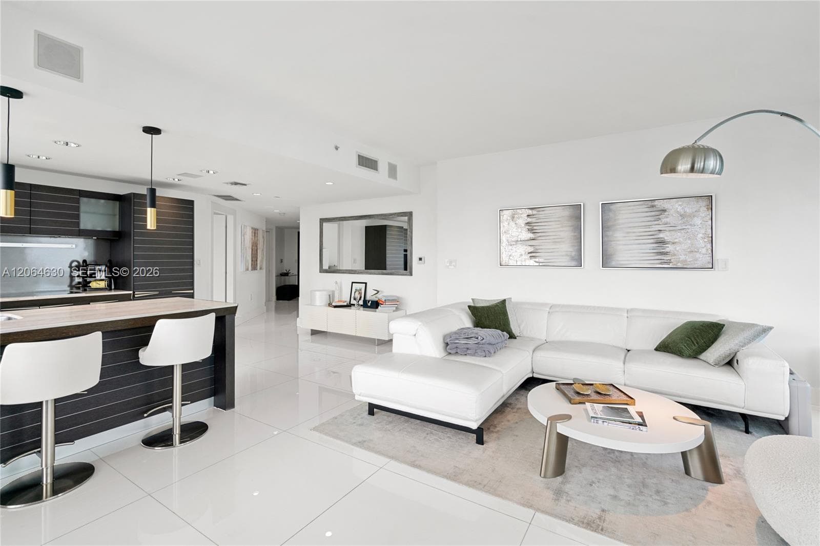 200 Biscayne Boulevard Way # 3802, Miami, FL 33131 photo 4