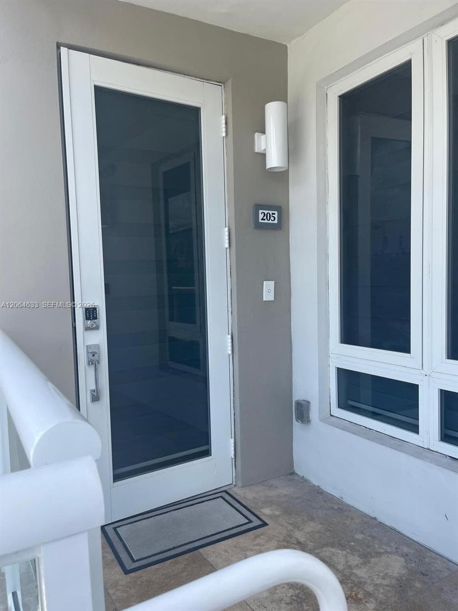 10220 NW 63rd Ter # 205, Doral, FL 33178