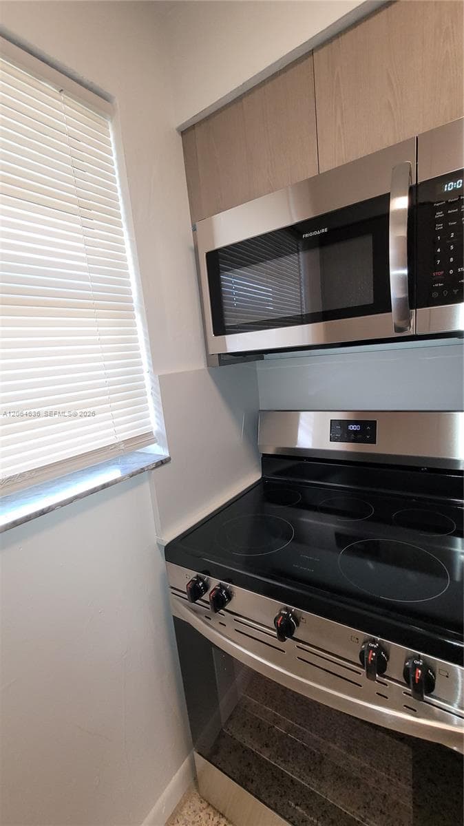34 E 21st St # 11, Hialeah, FL 33010 photo 5