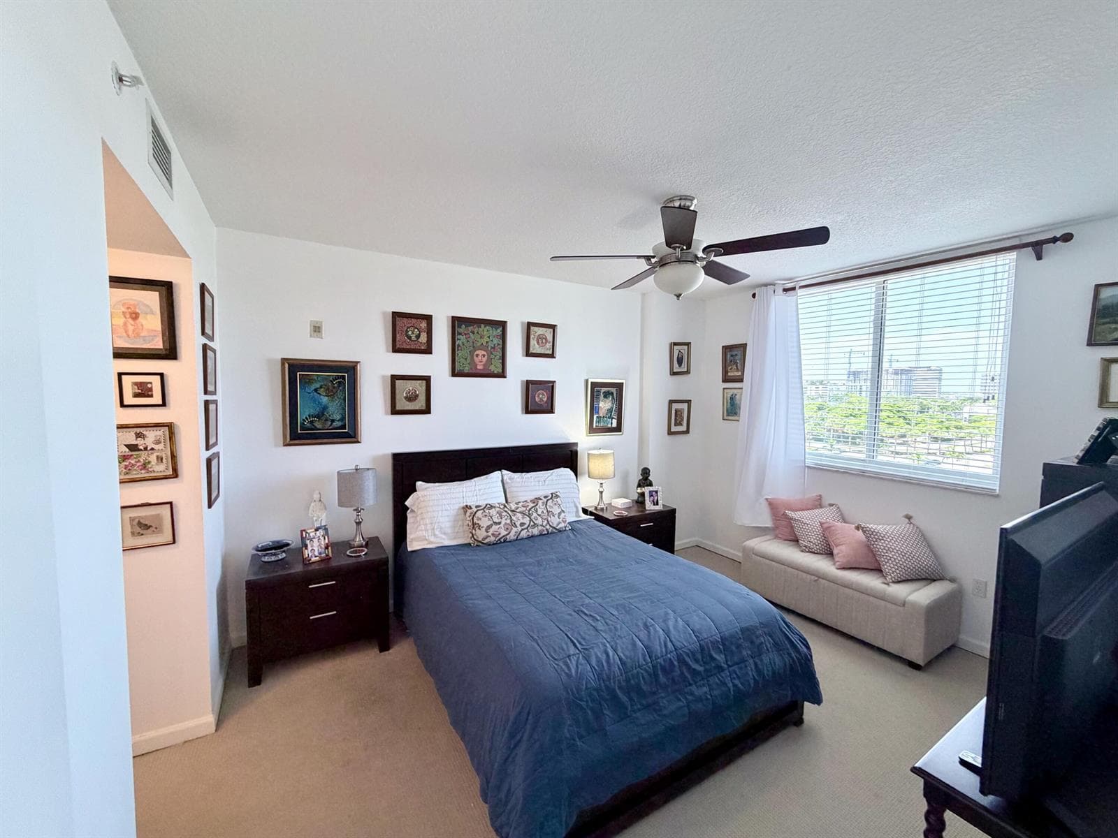 2775 NE 187th Street # 505, Miami, FL 33180 photo 4