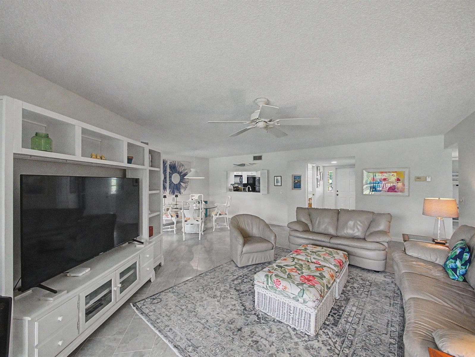 5132 SE CLUB Way # 202, Stuart, FL 34997 photo 5