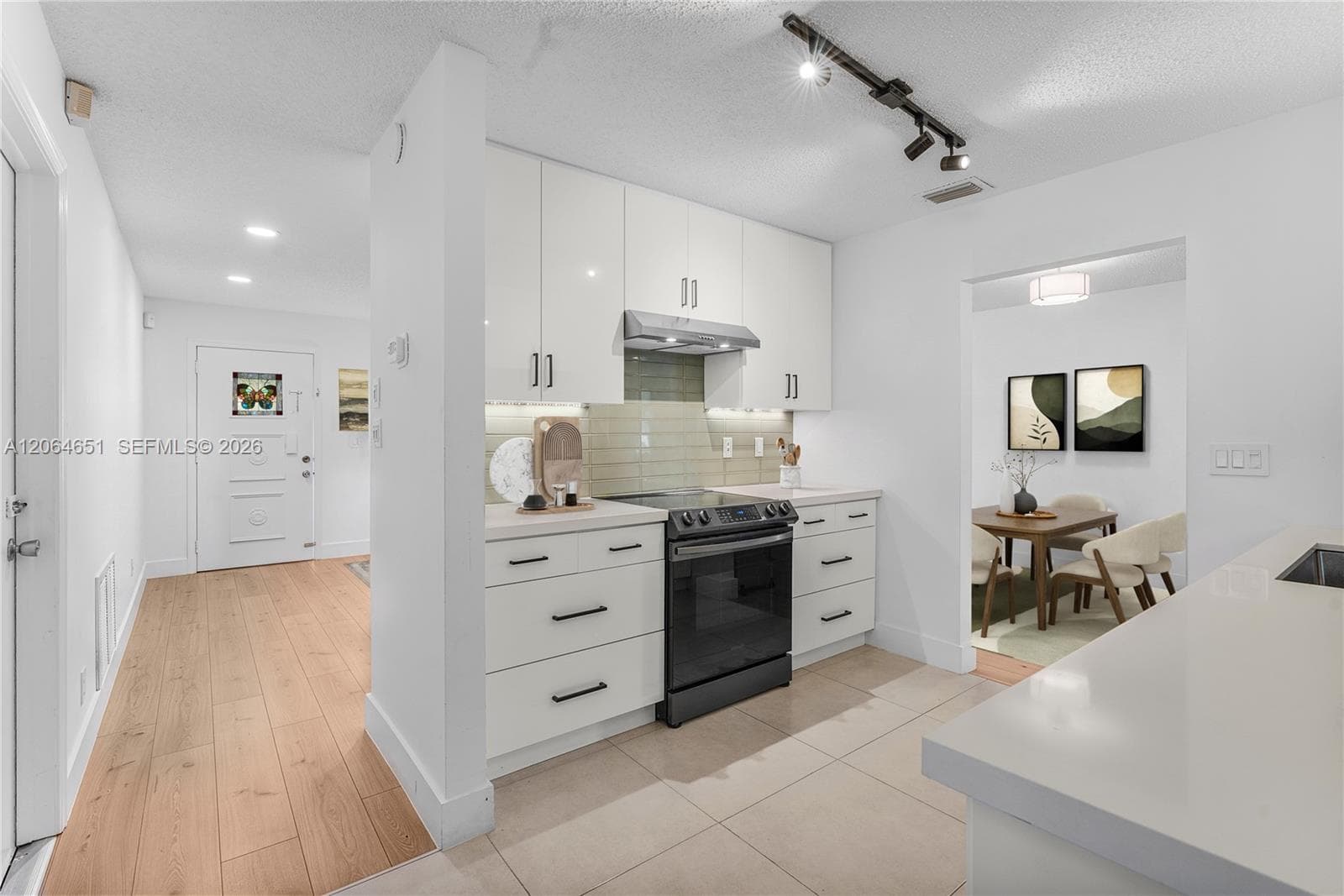 8830 NW 17th St, Plantation, FL 33322 photo 3