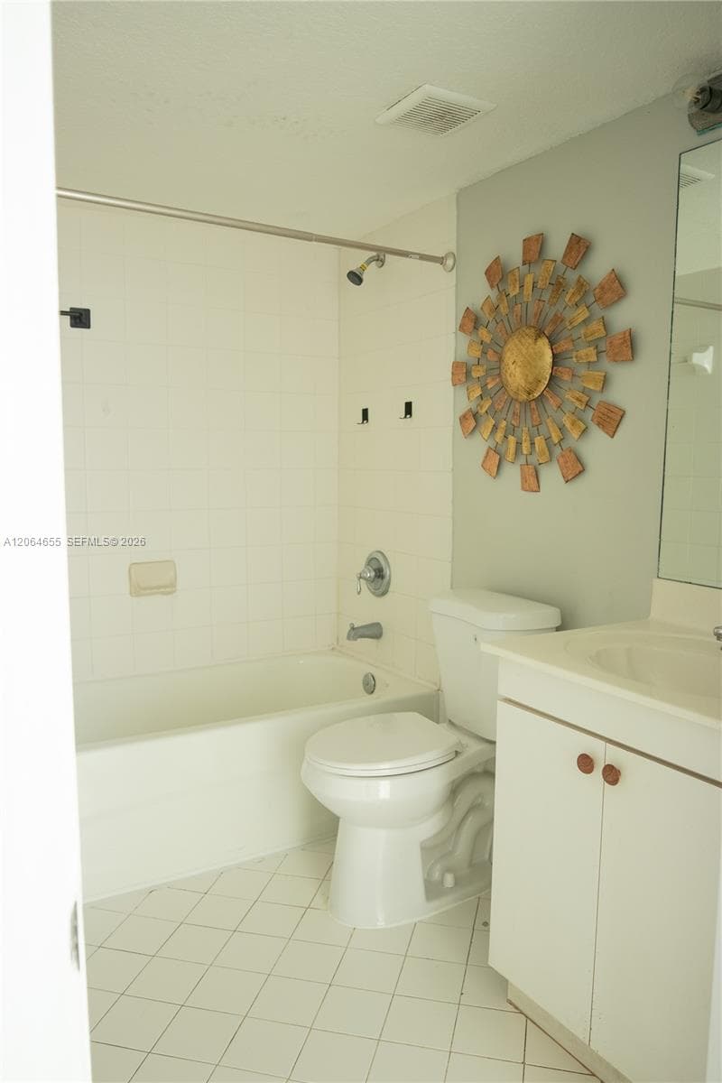 1240 SE 31st Ct # 106-32, Homestead, FL 33035 photo 4