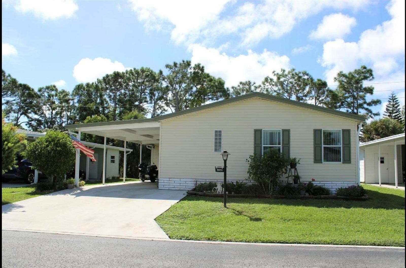 4432 SE Sweetwood Way, Stuart, FL 34997